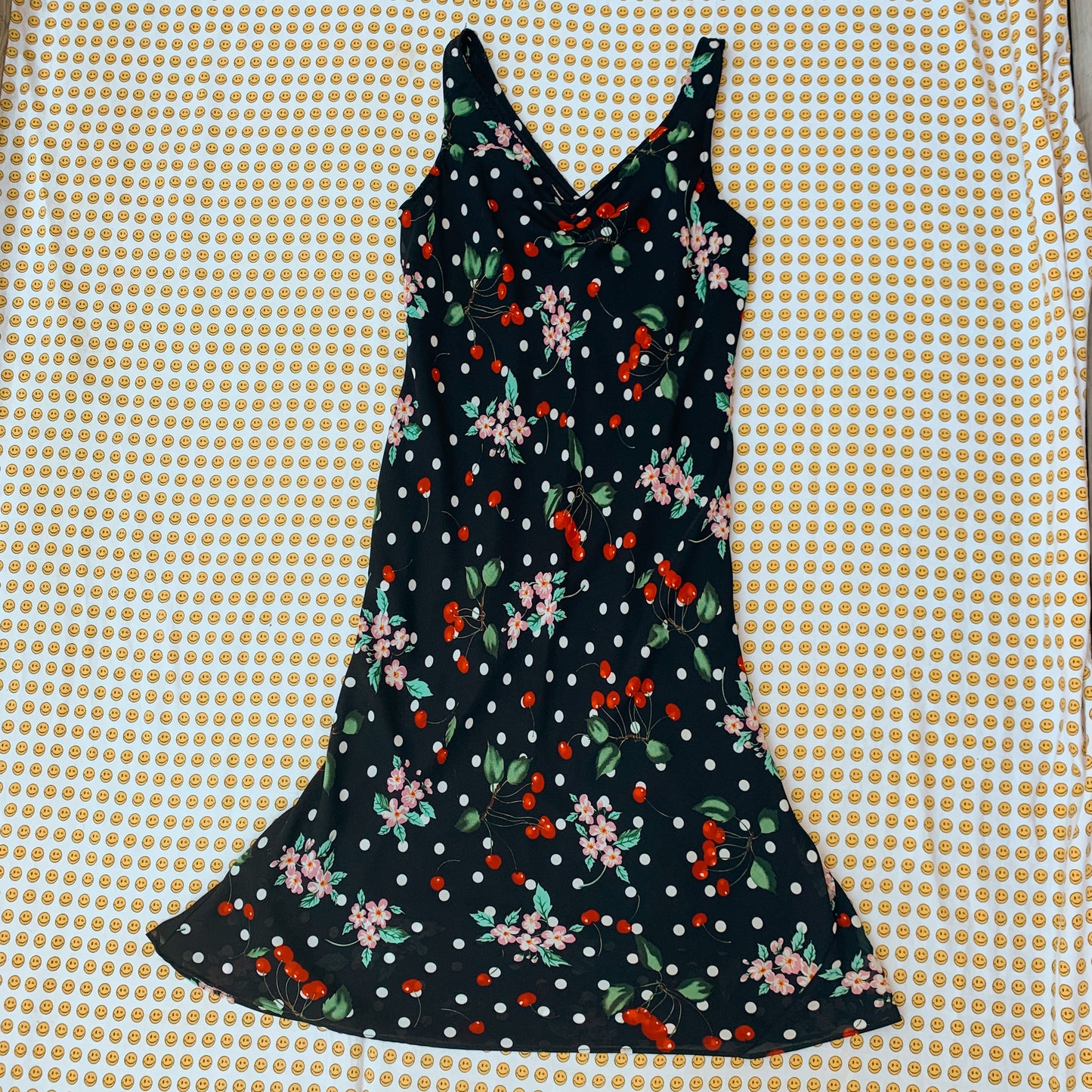 cherry b0mb (too obvious?) slip dress (M)