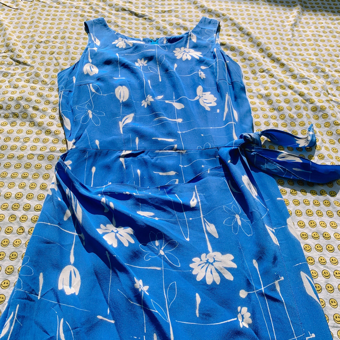 paint me blue skies silk dress (M)