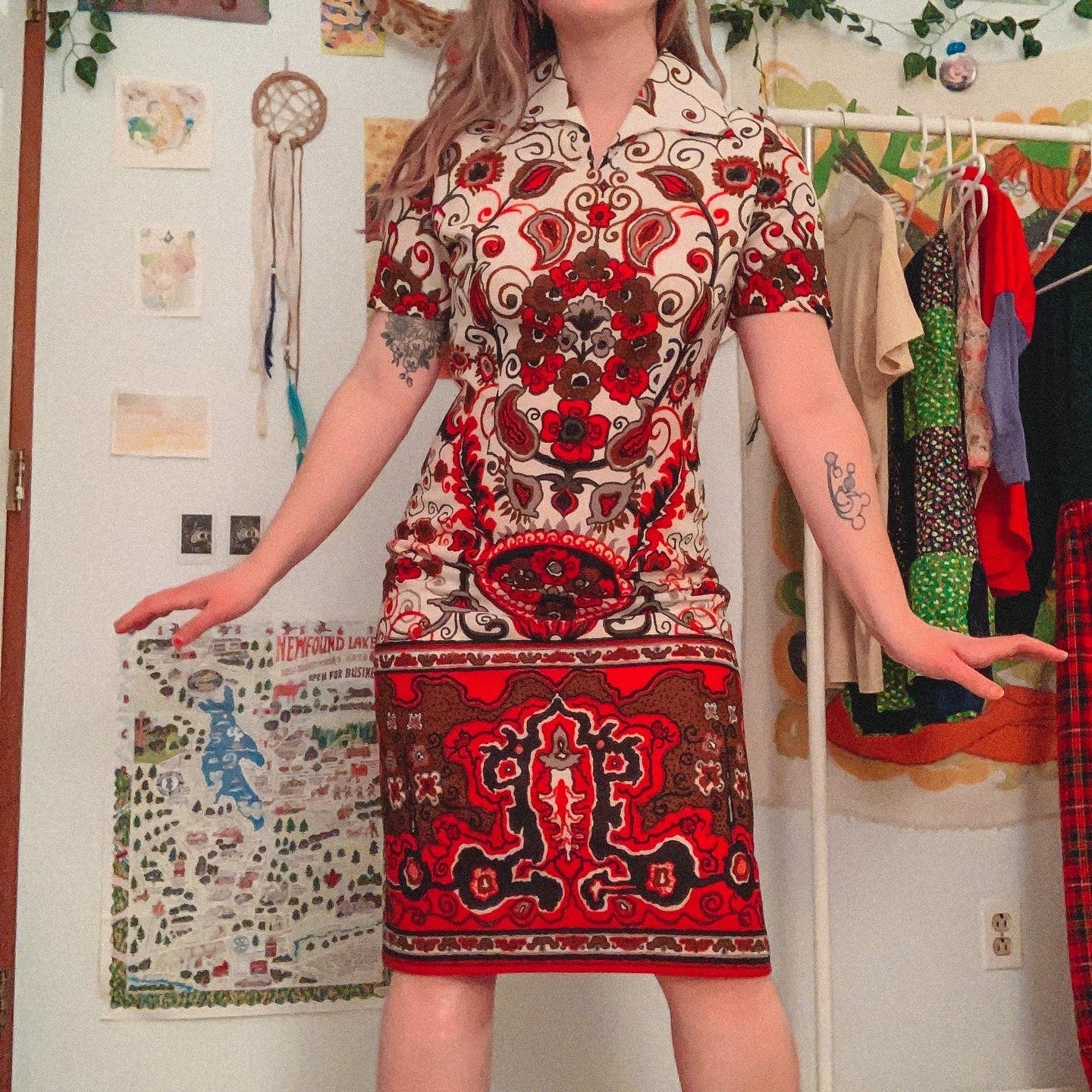 freud approved dress (M/L)