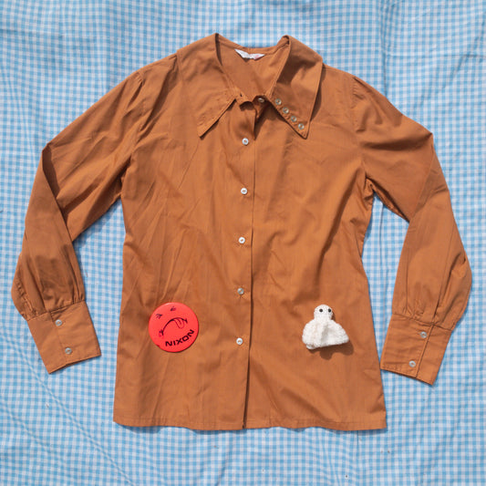 burnt sienna button down with giant collar (M/L)